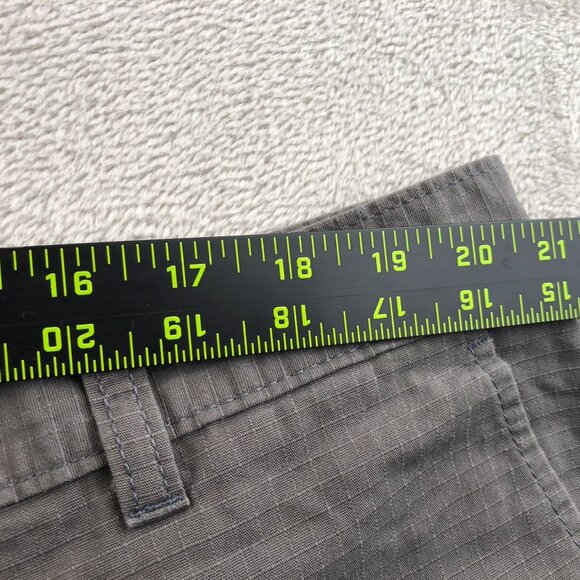 Dickies Mens Cargo Shorts Size 42 Lot Of Two Flex Outdoors Casual Tan Gray - Picture 7 of 16